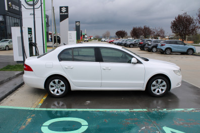 Skoda Superb 1.4TSİ LPG ACTİVE 2013 Model Düz Vites