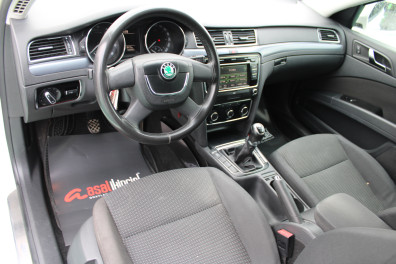 Skoda Superb 1.4TSİ LPG ACTİVE 2013 Model Düz Vites