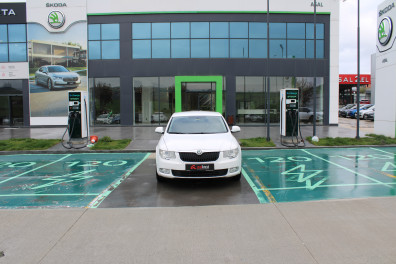 Skoda Superb 1.4TSİ LPG ACTİVE 2013 Model Düz Vites