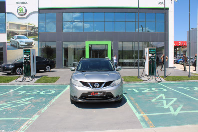 Nissan Qashqai 1.6DCİ BLACK EDİTİO 2017 Model Otomatik Vites