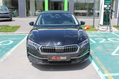 Skoda Octavia 1.5 MHEV PREMİUM 2025 Model Otomatik Vites