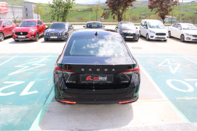 Skoda Octavia 1.5 MHEV PREMİUM 2025 Model Otomatik Vites