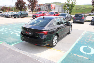Skoda Octavia 1.5 MHEV PREMİUM 2025 Model Otomatik Vites