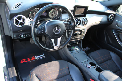 Mercedes-Benz CLA  200 URBAN 2013 Model Otomatik Vites