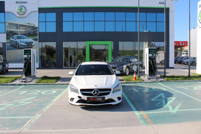 Mercedes-Benz CLA  200 URBAN 2013 Model Otomatik Vites