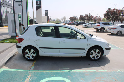 Peugeot 307 1.6 XT SUNROOF 2005 Model Otomatik Vites