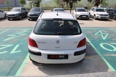 Peugeot 307 1.6 XT SUNROOF 2005 Model Otomatik Vites