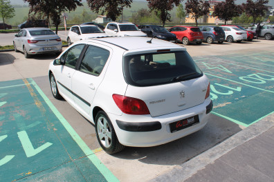 Peugeot 307 1.6 XT SUNROOF 2005 Model Otomatik Vites
