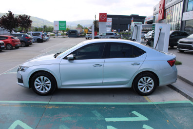 Skoda Octavia 1.5 MHEV ELİTE 2024 Model Otomatik Vites