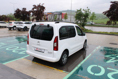 Citroen Berlingo 1.6HDİ COMBİ SX  2016 Model Düz Vites