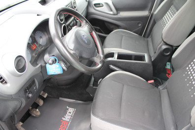 Citroen Berlingo 1.6HDİ COMBİ SX  2016 Model Düz Vites