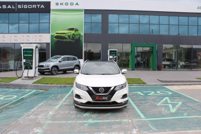 Nissan Qashqai  1.5 DCİ SKYPACK 2020 Model Otomatik Vites