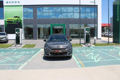 Citroen C4 X 1.2 SHİNE BOLD  2024 Model Otomatik Vites