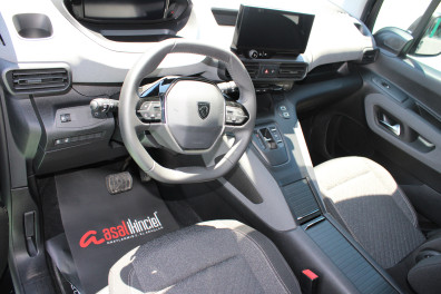 Peugeot Rifter  1.5 ALLURE 2025 Model Otomatik Vites