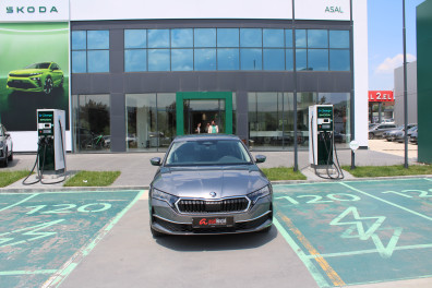 Skoda Octavia 1.5 MHEV PREMİUM 2025 Model Otomatik Vites