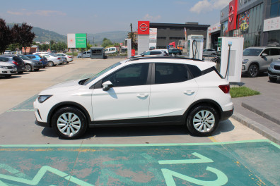 Seat Arona  1.0ECOTSİ STYLE 2023 Model Düz Vites