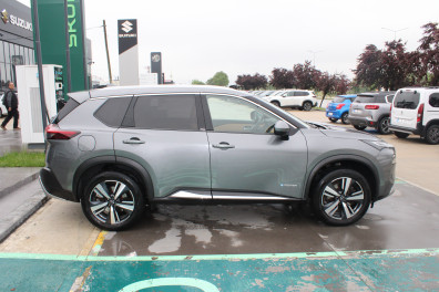 Nissan X-Trail PLATİNUM PREMİUM 7KOLTUK 2023 Model Otomatik Vites