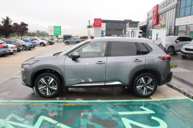 Nissan X-Trail PLATİNUM PREMİUM 7KOLTUK 2023 Model Otomatik Vites