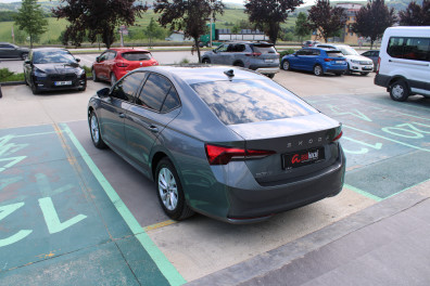 Skoda Octavia  1.5 MHEV ELİTE 2025 Model Otomatik Vites