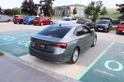 Skoda Octavia  1.5 MHEV ELİTE 2025 Model Otomatik Vites