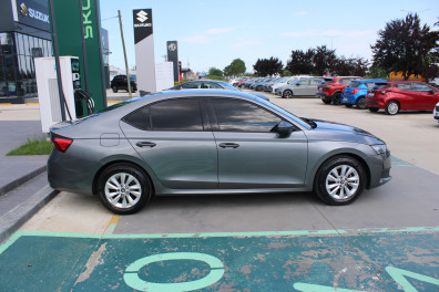 Skoda Octavia  1.5 MHEV ELİTE 2025 Model Otomatik Vites