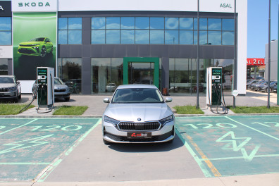 Skoda Octavia  1.5 MHEV ELİTE 2025 Model Otomatik Vites
