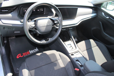 Skoda Octavia  1.5 MHEV ELİTE 2025 Model Otomatik Vites