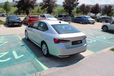 Skoda Octavia  1.5 MHEV ELİTE 2025 Model Otomatik Vites