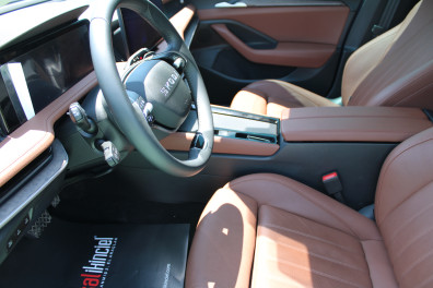 Skoda Superb 1.5MHEV PRESTİGE 2025 Model Otomatik Vites