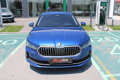 Skoda Superb 1.5MHEV PRESTİGE 2025 Model Otomatik Vites