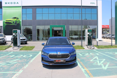 Skoda Superb 1.5MHEV PRESTİGE 2025 Model Otomatik Vites