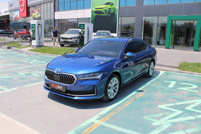 Skoda Superb 1.5MHEV PRESTİGE 2025 Model Otomatik Vites