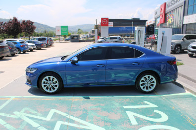 Skoda Superb 1.5MHEV PRESTİGE 2025 Model Otomatik Vites