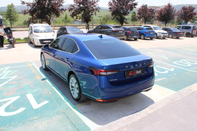 Skoda Superb 1.5MHEV PRESTİGE 2025 Model Otomatik Vites