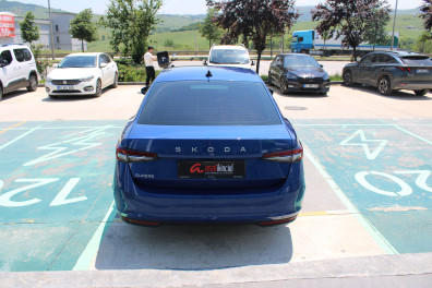 Skoda Superb 1.5MHEV PRESTİGE 2025 Model Otomatik Vites