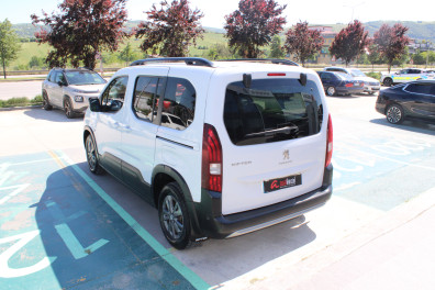 Peugeot Rifter 1.5 ALLURE 2022 Model Düz Vites