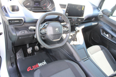 Peugeot Rifter 1.5 ALLURE 2022 Model Düz Vites