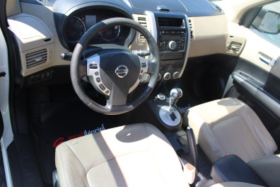 Nissan X-Trail  2.0DCİ PLATİNUM 4X4  2011 Model Otomatik Vites