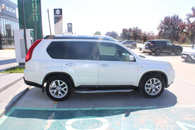 Nissan X-Trail  2.0DCİ PLATİNUM 4X4  2011 Model Otomatik Vites