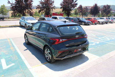 Hyundai i20 1.0T-GDI STYLE  2025 Model Otomatik Vites