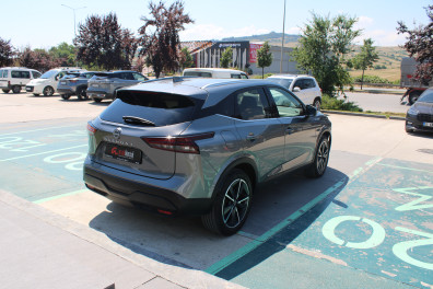 Nissan Qashqai 1.3DIG-T SKYPACK  2023 Model Otomatik Vites