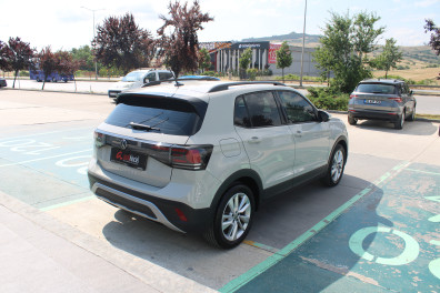 Volkswagen T-Cross 1.0TSİ LİFE  2024 Model Otomatik Vites