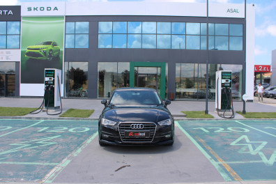 Audi A3 SEDAN 1.6TDİ AMBİENTE 2015 Model Otomatik Vites