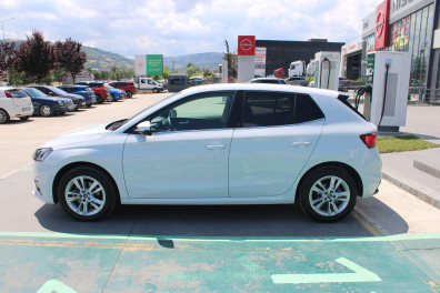 Skoda Fabia 1.0 TSİ PREMİUM  2025 Model Otomatik Vites