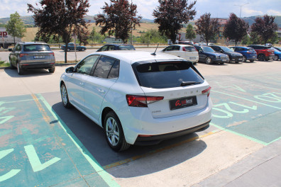 Skoda Fabia 1.0 TSİ PREMİUM  2025 Model Otomatik Vites