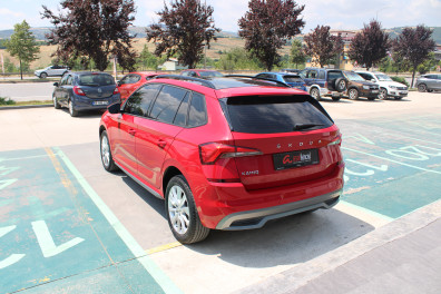 Skoda Kamiq 1.5TSİ PREMİUM CAM TAVAN 2022 Model Otomatik Vites