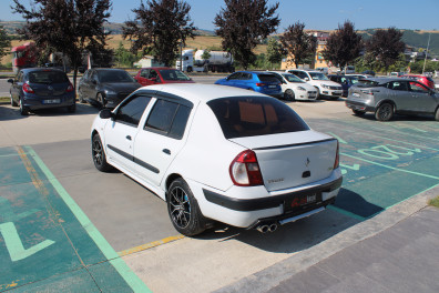 Renault Symbol 1.5DCİ AUTHENTİQUE  2005 Model Düz Vites