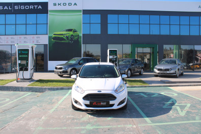 Ford  Fiesta 1.0 GTDİ TİTANİUM  2016 Model Otomatik Vites