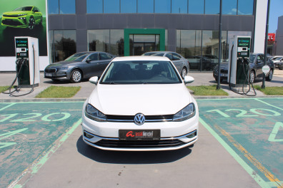 Volkswagen Golf  1.0TSİ COMFORTLİNE 2018 Model Düz Vites