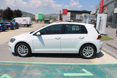 Volkswagen Golf  1.0TSİ COMFORTLİNE 2018 Model Düz Vites